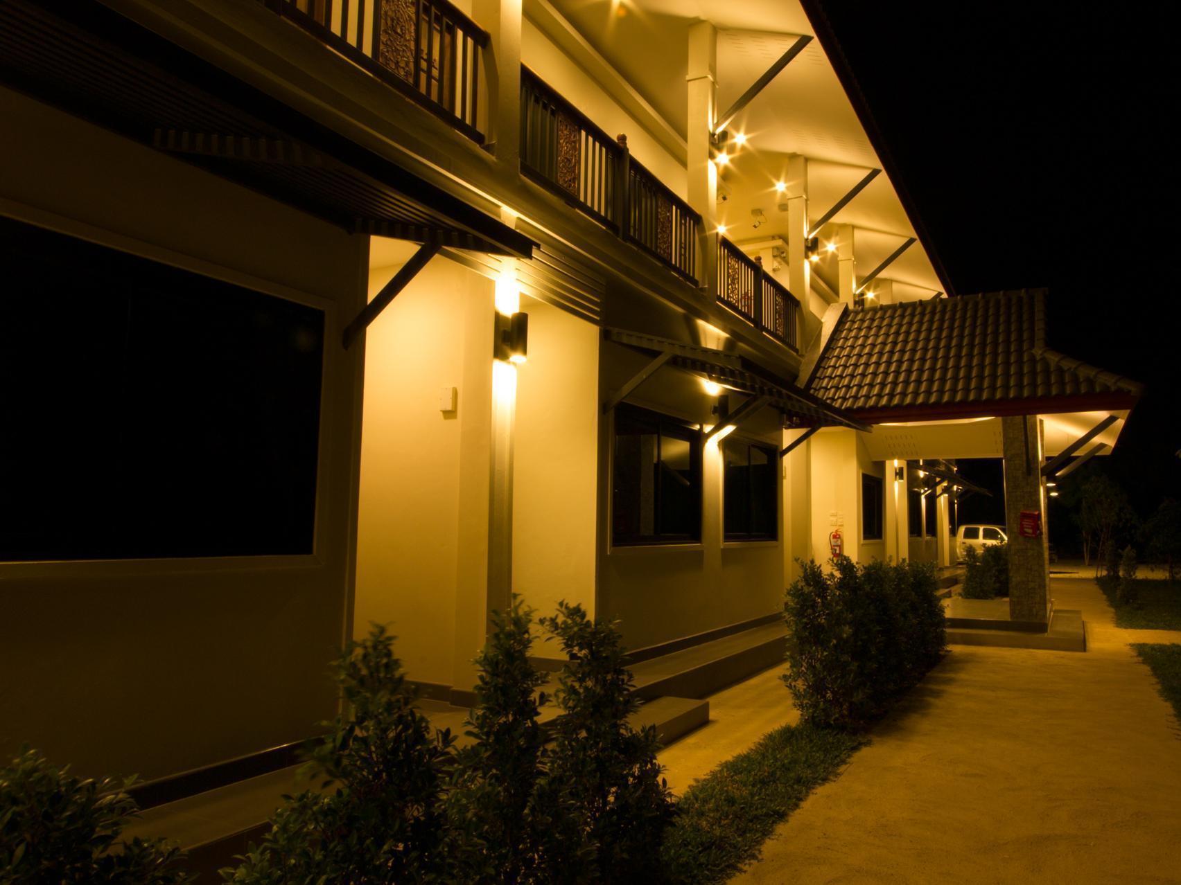 The Rise Resort Sukhothai Bagian luar foto
